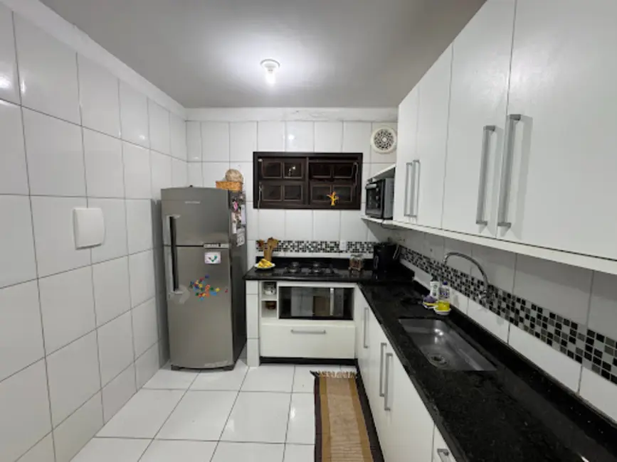 Foto 2 de Casa com 2 quartos à venda, 70m2 em Village, Angra Dos Reis - RJ