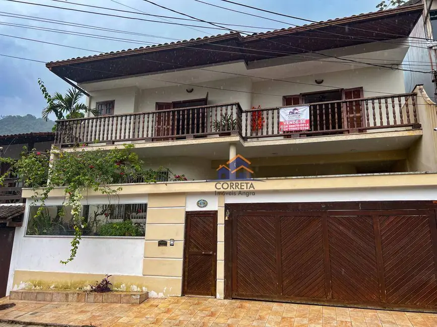 Foto 1 de Casa com 4 quartos à venda, 360m2 em Parque das Palmeiras, Angra Dos Reis - RJ