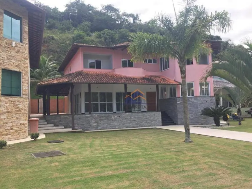 Foto 2 de Casa de Condomínio com 7 quartos à venda, 320m2 em Ponta Leste, Angra Dos Reis - RJ