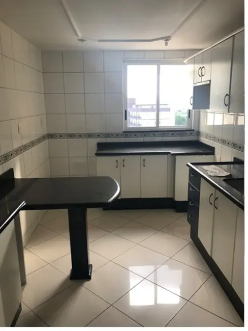 Foto 3 de Apartamento com 5 quartos à venda, 250m2 em Jardim Amália, Volta Redonda - RJ