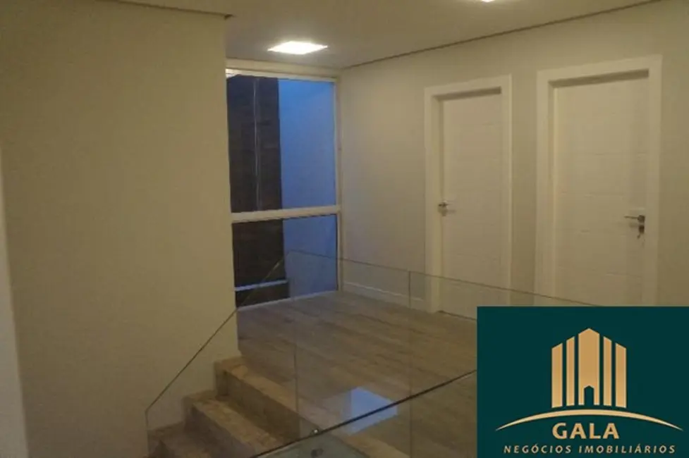 Casa com 4 quartos à venda, 366m2 em Niterói, Volta Redonda - RJ - imagem 9 Foto 9 de Casa com 4 quartos à venda, 366m2 em Niterói, Volta Redonda - RJ