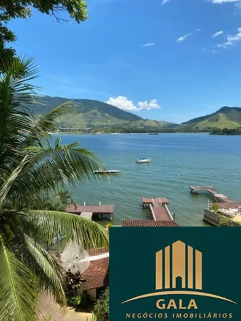 Foto 2 de Casa com 3 quartos à venda, 300m2 em Angra Dos Reis - RJ