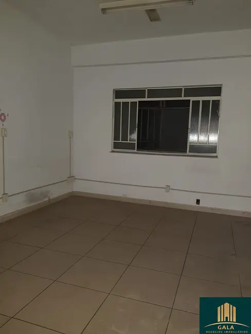 Foto 9 de Loja à venda, 1500m2 em Aterrado, Volta Redonda - RJ