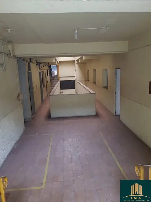 Foto 4 de Loja à venda, 1500m2 em Aterrado, Volta Redonda - RJ