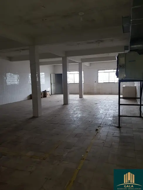 Foto 8 de Loja à venda, 1500m2 em Aterrado, Volta Redonda - RJ