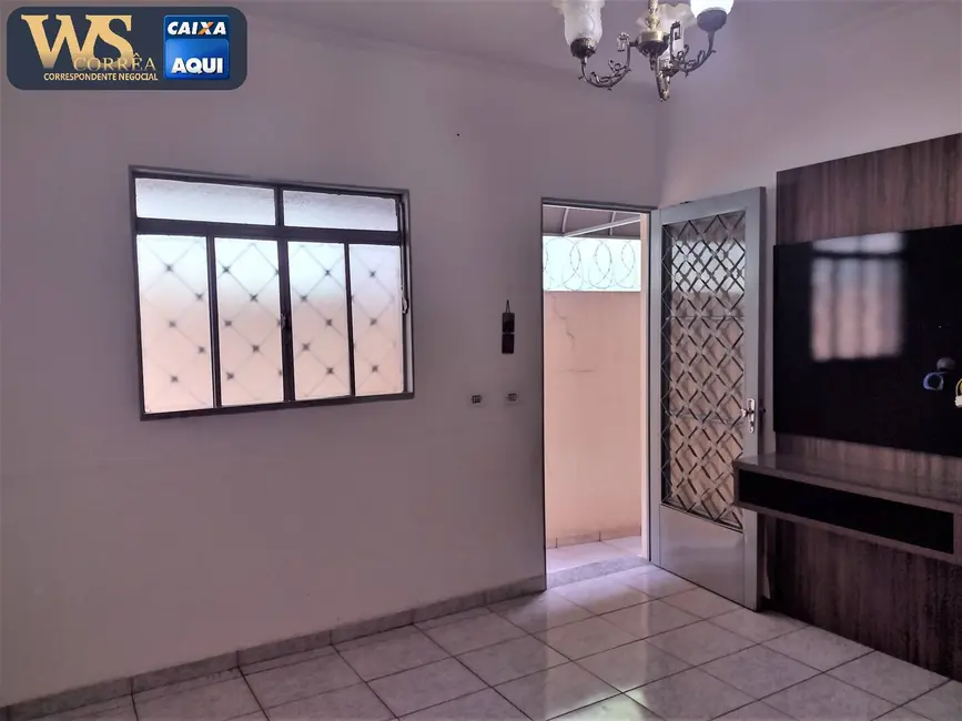 Casa com 3 quartos à venda, 150m2 em Vila Linópolis I, Santa Bárbara D`Oeste - SP - imagem 5 Foto 5 de Casa com 3 quartos à venda, 150m2 em Vila Linópolis I, Santa Bárbara D`Oeste - SP