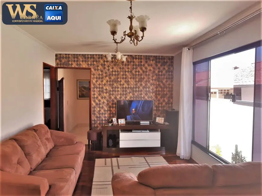 Foto 1 de Casa com 2 quartos à venda, 250m2 em Santa Bárbara D`Oeste - SP
