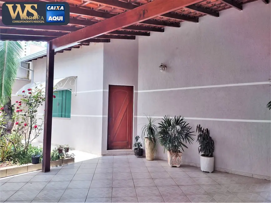 Foto 4 de Casa com 4 quartos à venda, 275m2 em Jardim Flamboyant, Santa Bárbara D`Oeste - SP