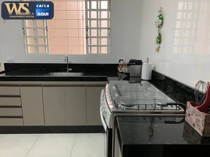 Foto 5 de Casa com 3 quartos à venda, 150m2 em Parque Planalto, Santa Bárbara D`Oeste - SP