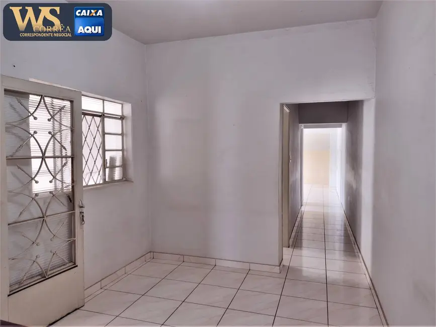 Foto 2 de Casa com 2 quartos à venda, 180m2 em Centro, Santa Bárbara D`Oeste - SP