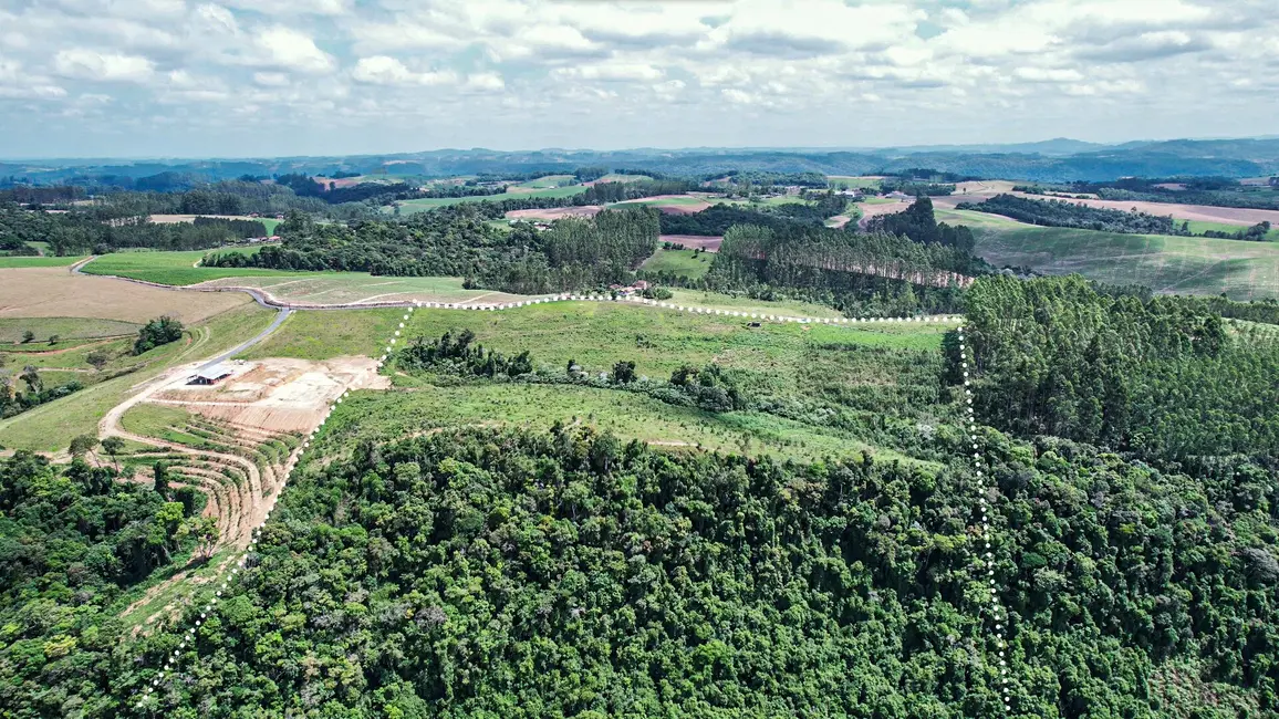 Foto 3 de Terreno / Lote à venda, 137000m2 em Vitor Meireles - SC