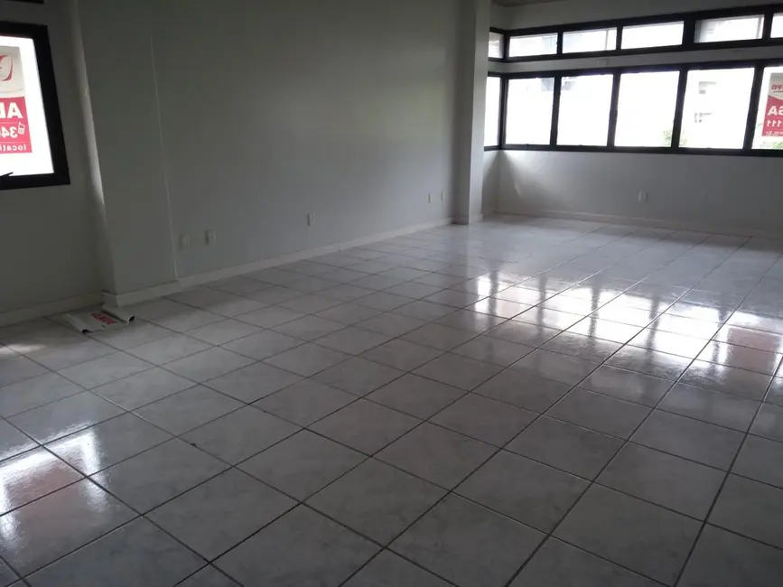 Foto 4 de Sala Comercial à venda, 105m2 em Pio Corrêa, Criciuma - SC