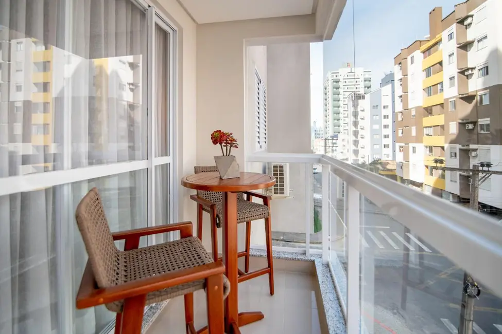 Foto 9 de Apartamento com 3 quartos à venda, 152m2 em Comerciário, Criciuma - SC