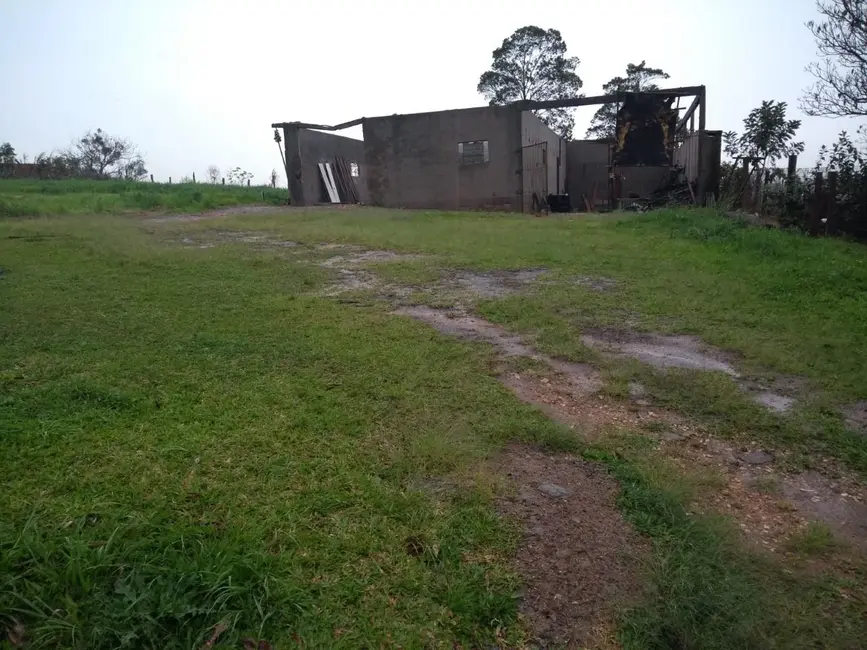 Foto 3 de Terreno / Lote à venda, 2750m2 em Icara - SC