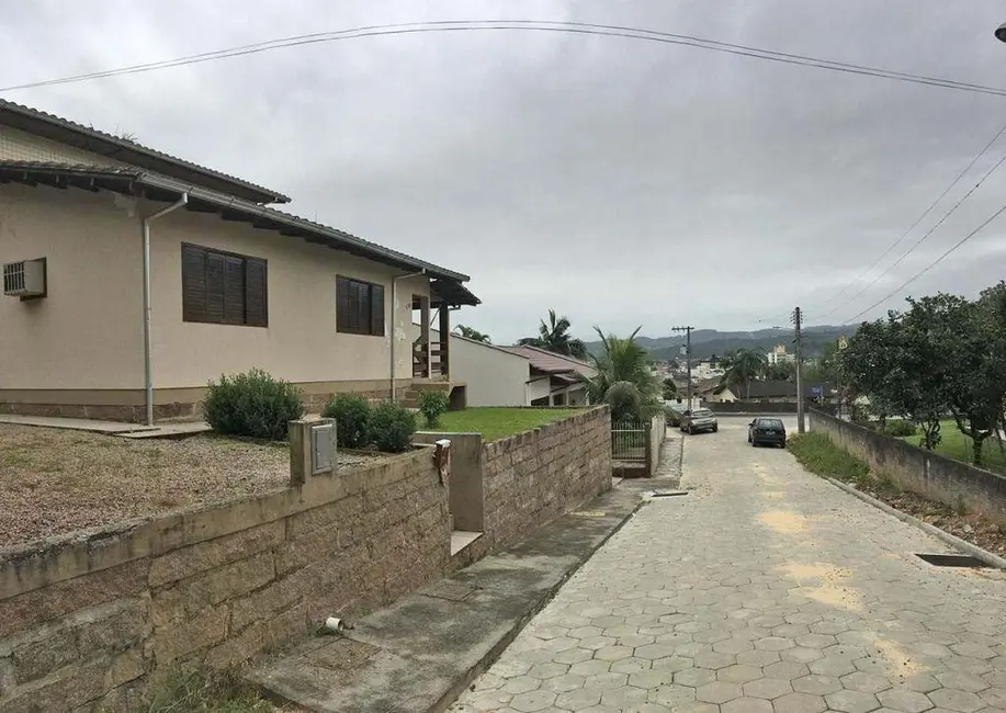 Casa com 4 quartos à venda, 540m2 em Centro, Sideropolis - SC - imagem 3 Foto 3 de Casa com 4 quartos à venda, 540m2 em Centro, Sideropolis - SC
