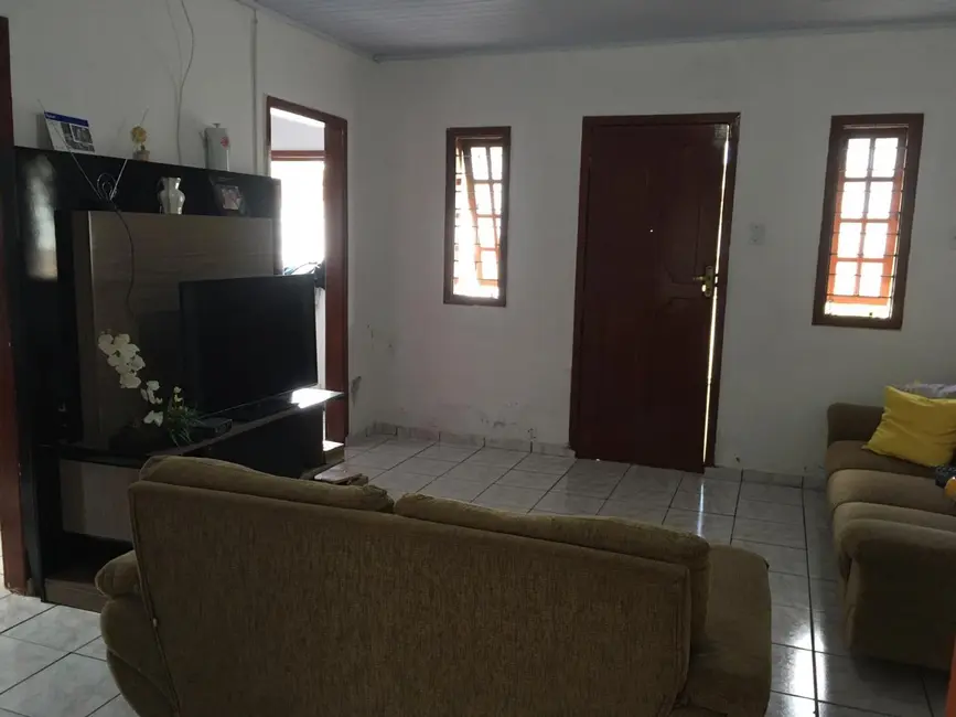 Casa com 3 quartos à venda, 360m2 em Forquilhinha - SC - imagem 9 Foto 9 de Casa com 3 quartos à venda, 360m2 em Forquilhinha - SC