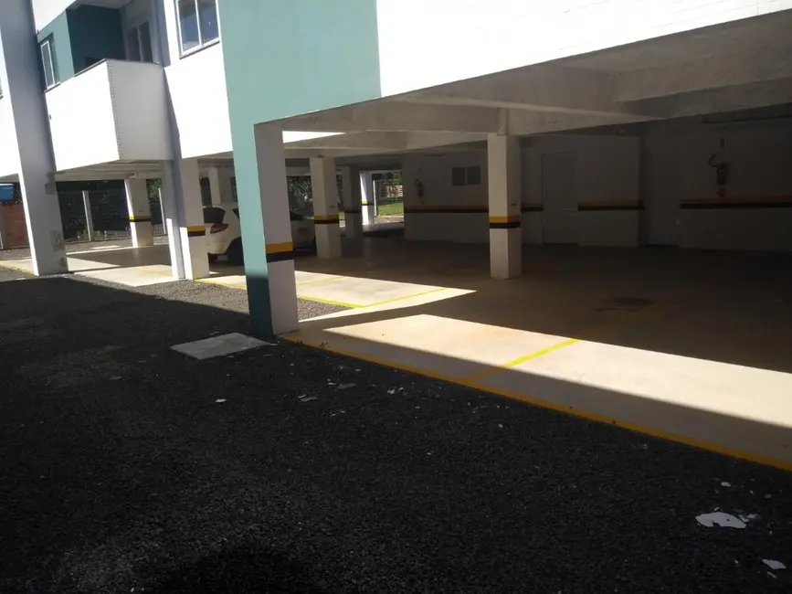 Foto 4 de Apartamento com 2 quartos à venda, 76m2 em Argentina, Criciuma - SC