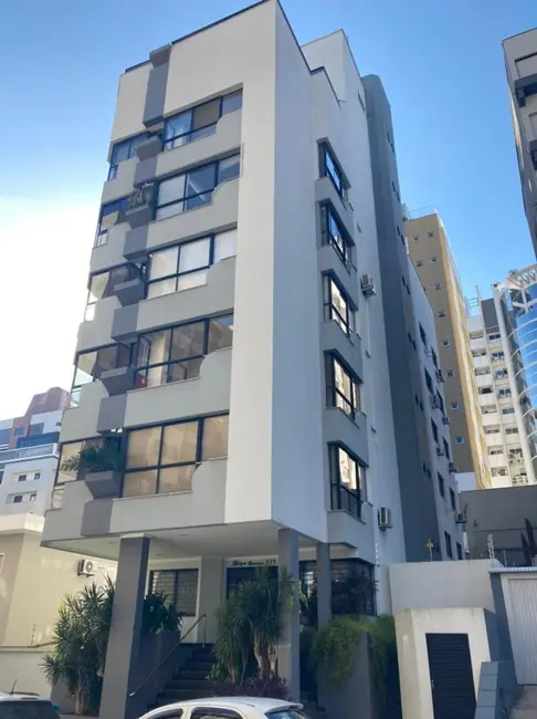 Foto 1 de Apartamento com 3 quartos à venda, 307m2 em Centro, Criciuma - SC