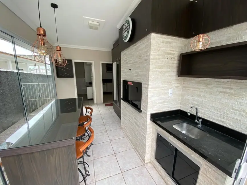 Foto 7 de Casa com 4 quartos à venda, 394m2 em Icara - SC
