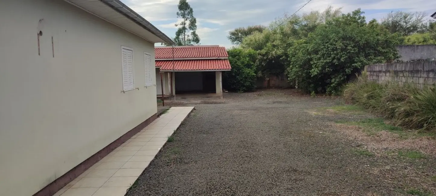 Foto 3 de Casa com 3 quartos à venda, 740m2 em Rio Maina, Criciuma - SC
