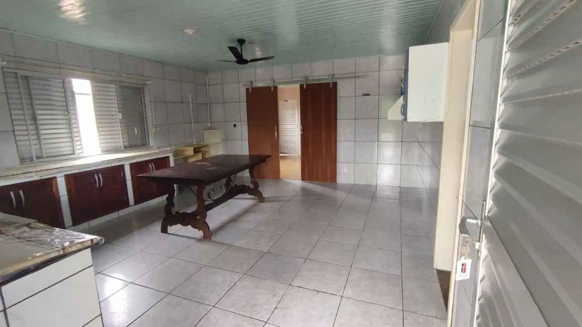 Casa com 4 quartos à venda, 687m2 em Sideropolis - SC - imagem 4 Foto 4 de Casa com 4 quartos à venda, 687m2 em Sideropolis - SC