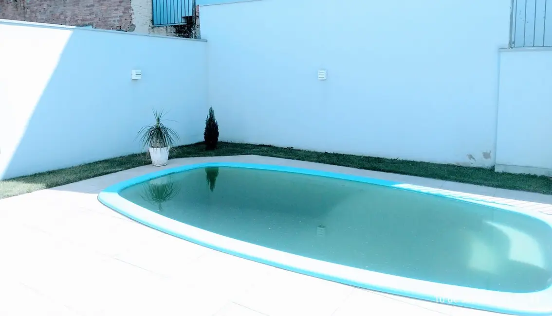 Foto 8 de Casa com 3 quartos à venda, 450m2 em Michel, Criciuma - SC