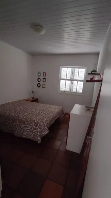 Casa com 3 quartos à venda, 450m2 em Balneario Rincao - SC - imagem 8 Foto 8 de Casa com 3 quartos à venda, 450m2 em Balneario Rincao - SC