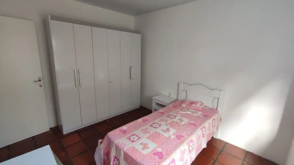 Casa com 3 quartos à venda, 450m2 em Balneario Rincao - SC - imagem 9 Foto 9 de Casa com 3 quartos à venda, 450m2 em Balneario Rincao - SC