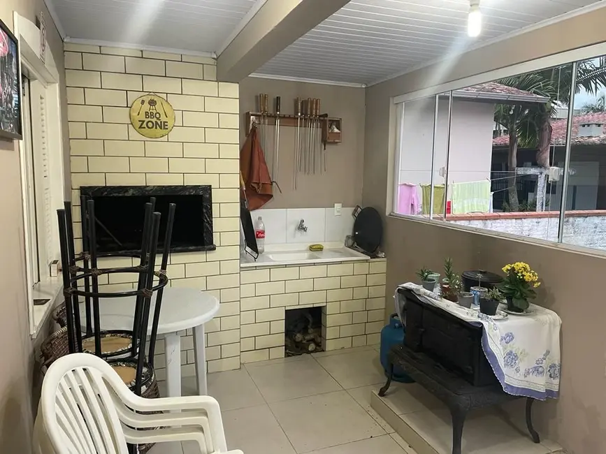 Foto 8 de Casa com 3 quartos à venda, 408m2 em Rio Maina, Criciuma - SC