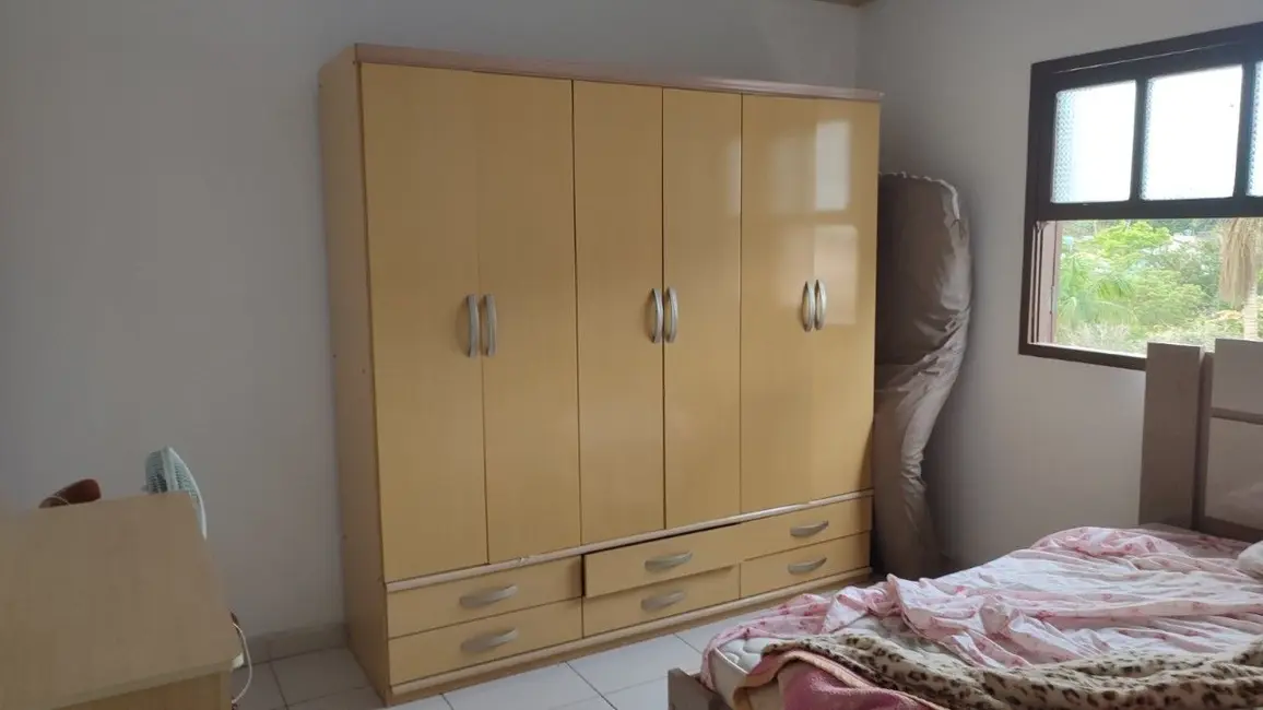 Casa com 3 quartos à venda, 362m2 em São Simão, Criciuma - SC - imagem 6 Foto 6 de Casa com 3 quartos à venda, 362m2 em São Simão, Criciuma - SC