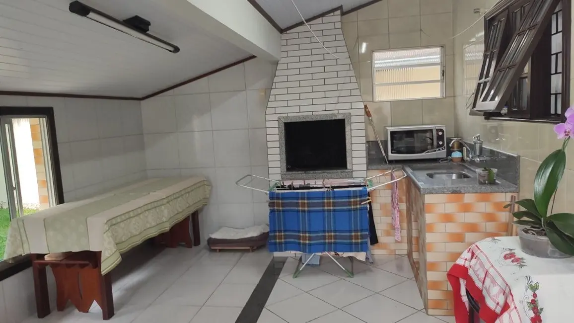 Foto 9 de Casa com 3 quartos à venda, 360m2 em Vila Isabel, Criciuma - SC