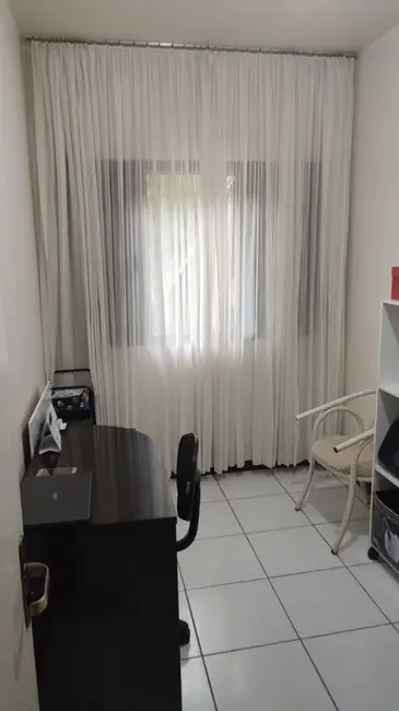 Foto 13 de Casa com 3 quartos à venda, 360m2 em Vila Isabel, Criciuma - SC