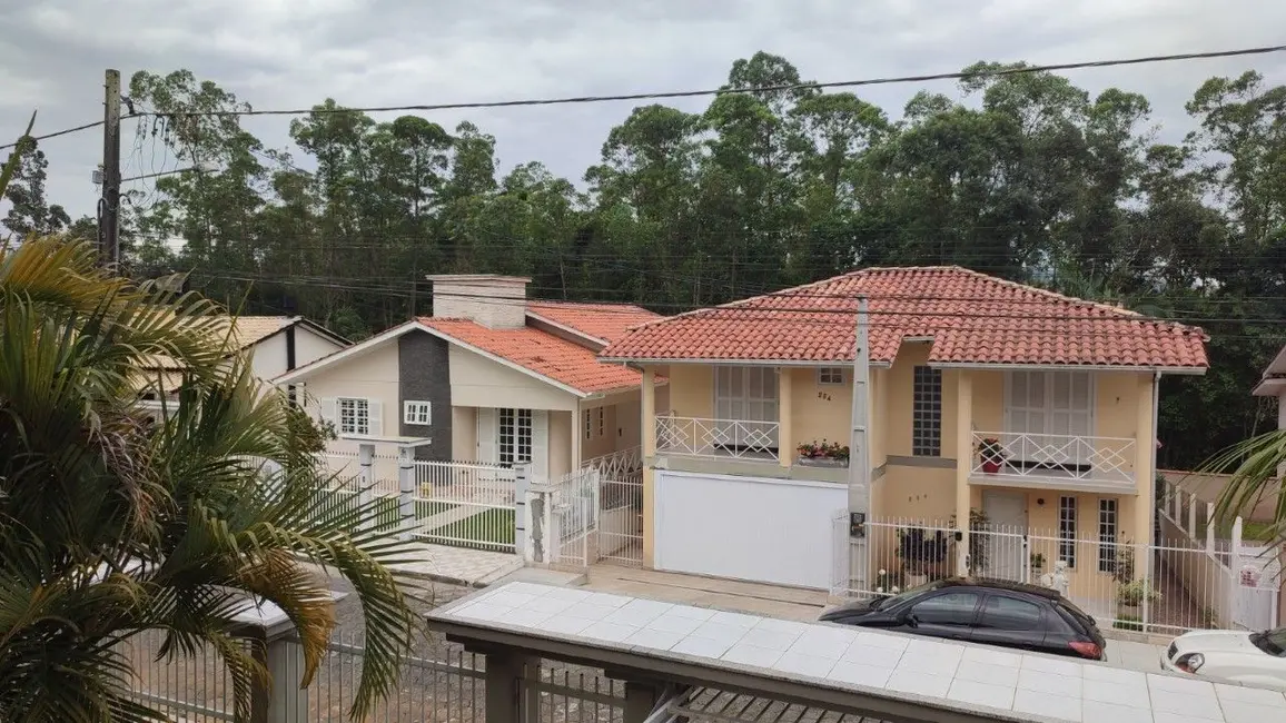 Foto 15 de Casa com 3 quartos à venda, 360m2 em Vila Isabel, Criciuma - SC