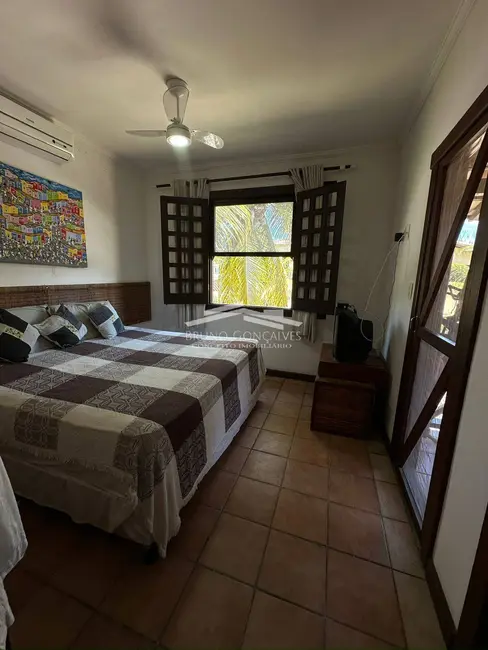 Foto 5 de Casa com 4 quartos à venda, 159m2 em Porto Seguro - BA
