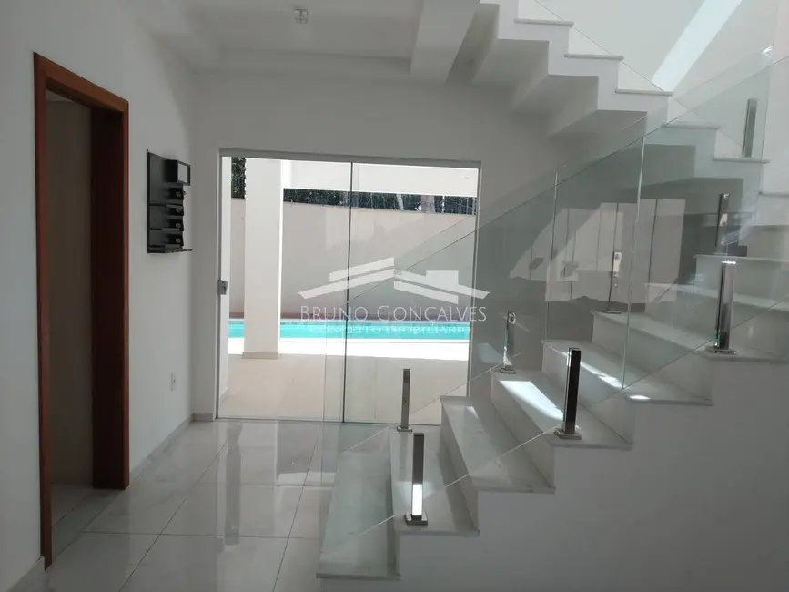 Foto 8 de Casa com 4 quartos à venda, 320m2 em Porto Seguro - BA