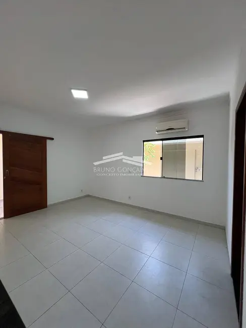 Foto 1 de Casa com 2 quartos à venda, 300m2 em Porto Seguro - BA