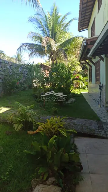 Foto 4 de Casa com 4 quartos para alugar, 300m2 em Centro, Santa Cruz Cabralia - BA