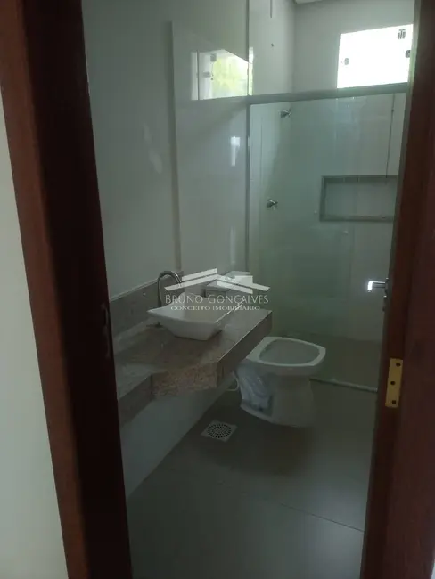 Foto 2 de Apartamento com 2 quartos à venda, 70m2 em Porto Seguro - BA