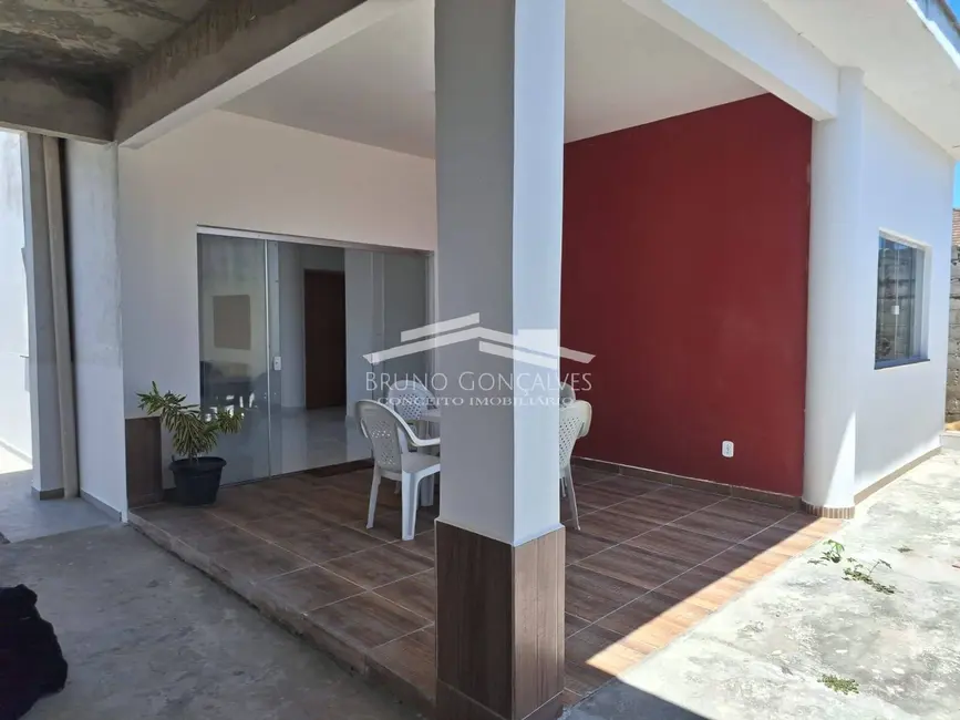 Foto 2 de Casa com 4 quartos à venda, 2000m2 em Santa Cruz Cabralia - BA