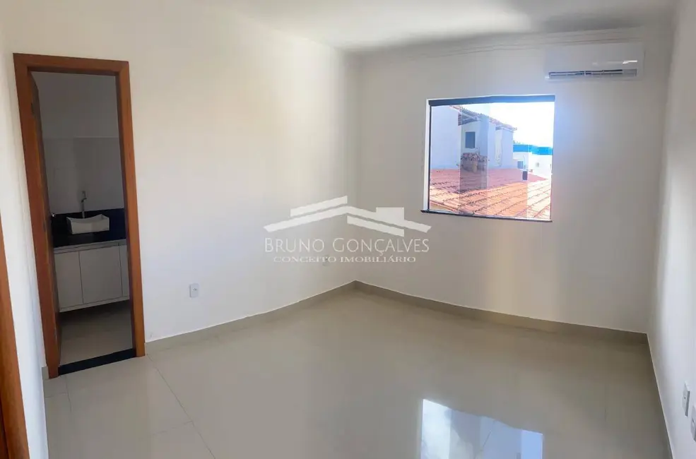 Foto 3 de Apartamento com 2 quartos à venda, 70m2 em Porto Seguro - BA