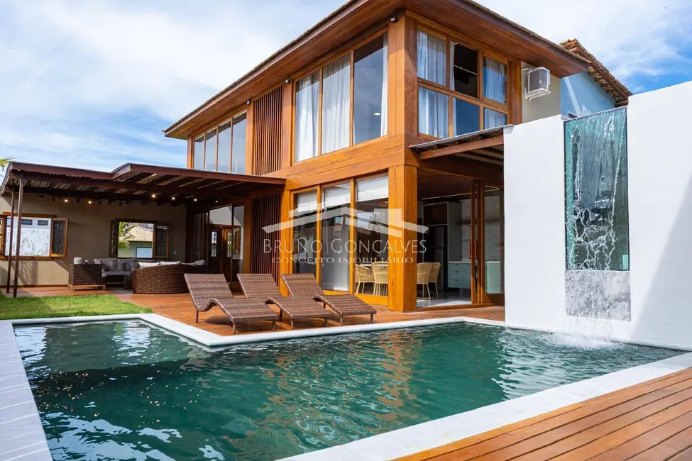 Foto 1 de Casa com 5 quartos à venda, 265m2 em Porto Seguro - BA
