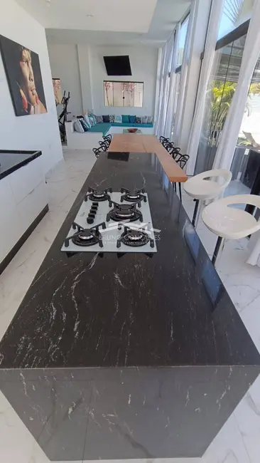 Foto 9 de Casa com 5 quartos à venda, 708m2 em Porto Seguro - BA