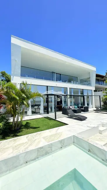 Foto 1 de Casa com 5 quartos à venda, 708m2 em Porto Seguro - BA