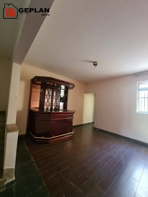 Foto 2 de Casa com 4 quartos à venda, 300m2 em Cambuci, São Paulo - SP