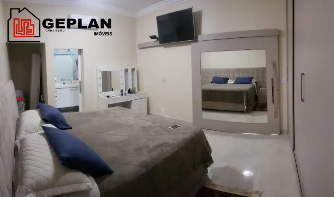 Casa com 4 quartos à venda, 200m2 em Ipiranga, São Paulo - SP - imagem 4 Foto 4 de Casa com 4 quartos à venda, 200m2 em Ipiranga, São Paulo - SP