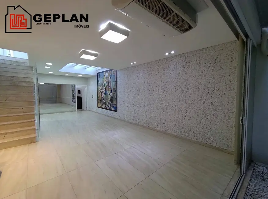 Foto 2 de Casa com 3 quartos à venda, 220m2 em Ipiranga, São Paulo - SP