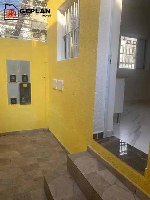 Foto 9 de Casa com 1 quarto para alugar, 28m2 em Cambuci, São Paulo - SP