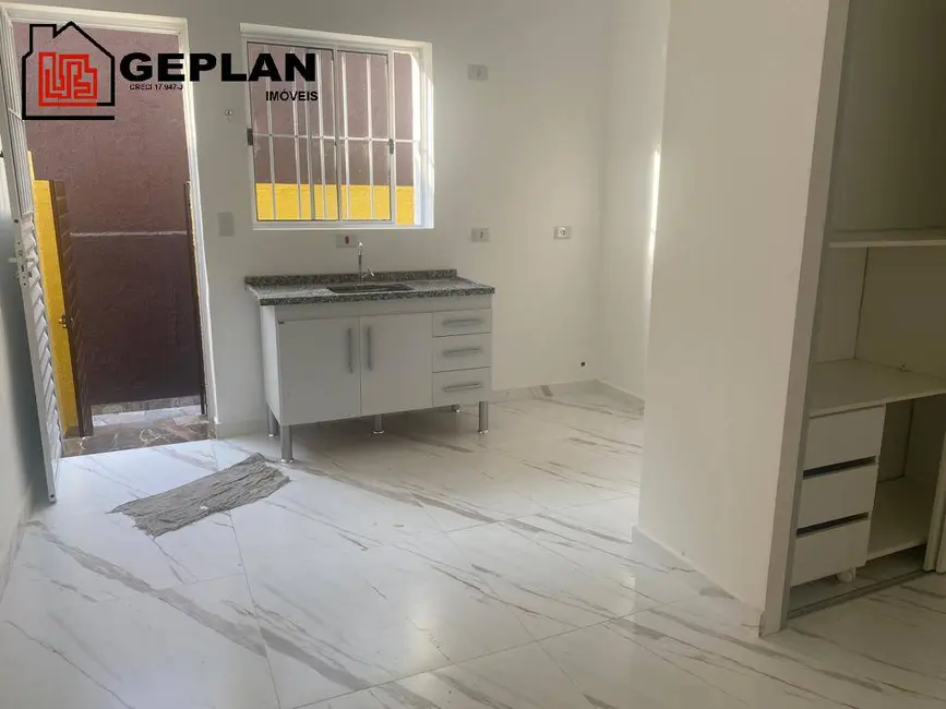 Foto 2 de Casa com 1 quarto para alugar, 34m2 em Cambuci, São Paulo - SP