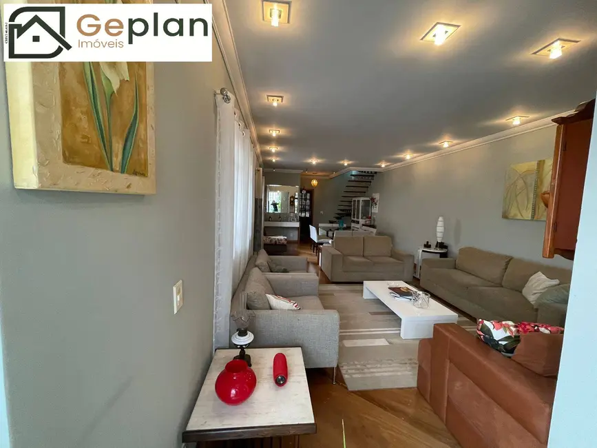 Foto 2 de Casa com 4 quartos à venda, 286m2 em Vila Deodoro, São Paulo - SP