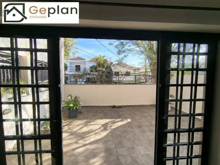 Casa com 3 quartos para alugar, 180m2 em Jardim da Glória, São Paulo - SP - imagem 2 Foto 2 de Casa com 3 quartos para alugar, 180m2 em Jardim da Glória, São Paulo - SP